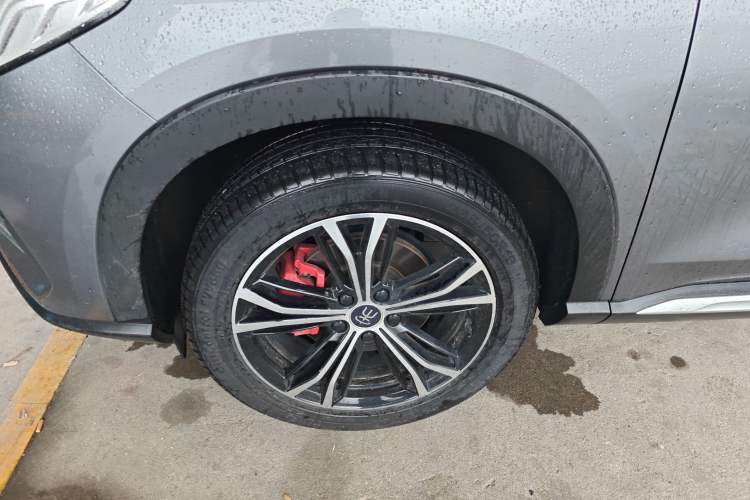 Used BYD Song PLUS 2020 1.5T Automatic Flagship Edition Left Front Wheel Hub
