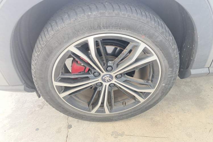 Used BYD Song PLUS 2020 1.5T Automatic Prestige Version Left Front Wheel Hub