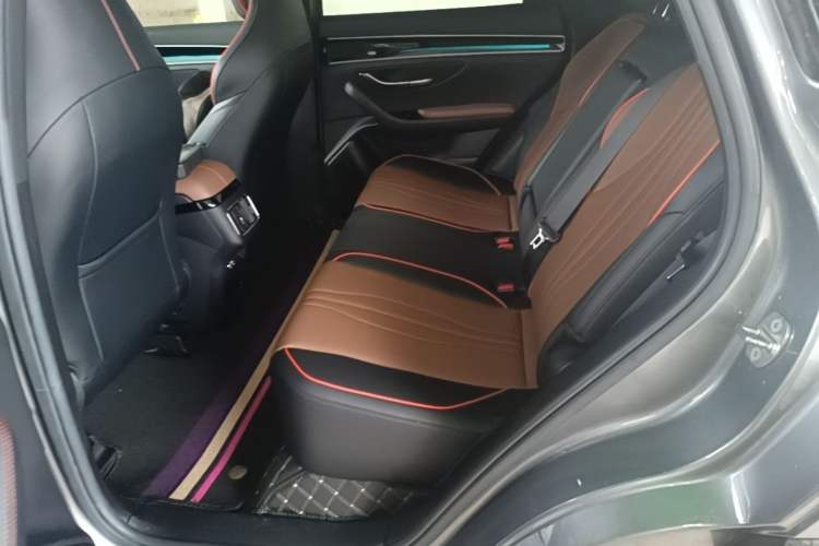 Used BYD Song PLUS 2020 1.5T Automatic Flagship Edition Left Rear Seat