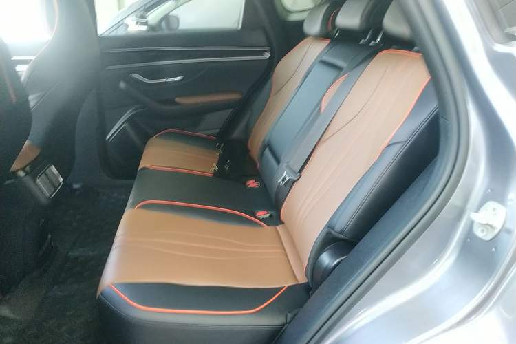 Used BYD Song PLUS 2020 1.5T Automatic Prestige Version Left Rear Seat
