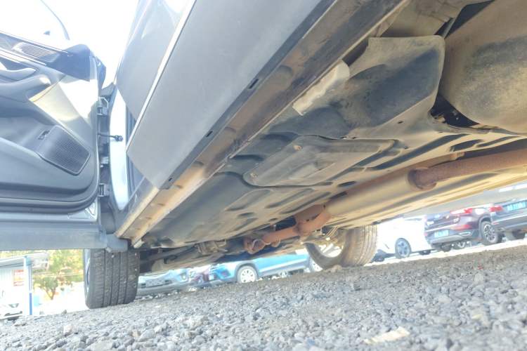 Used BYD Song PLUS 2020 1.5T Automatic Flagship Edition Left Side Sill