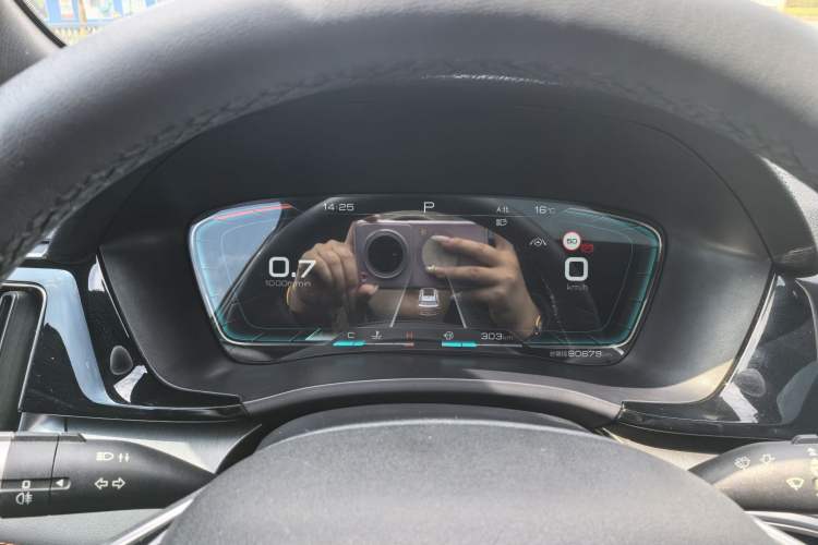 Used BYD Song PLUS 2020 1.5T Automatic Flagship Edition Odometer Close Up