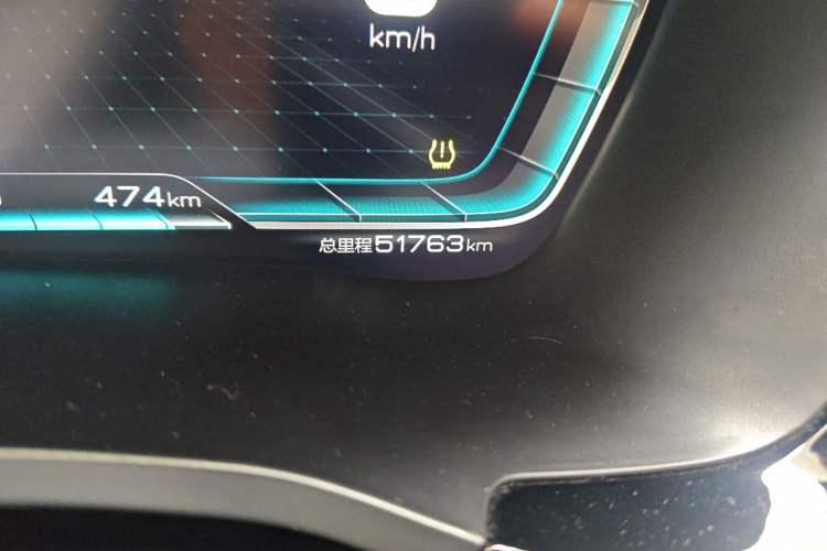 Used BYD Song PLUS 2020 1.5T Automatic Flagship Edition Odometer Close Up