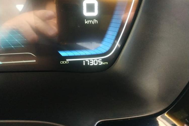 Used BYD Song PLUS 2020 1.5T Automatic Prestige Version Odometer Close Up