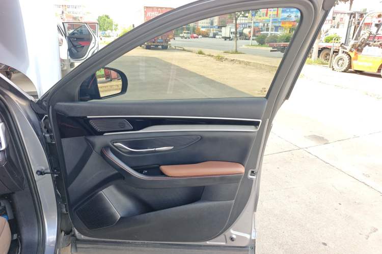Used BYD Song PLUS 2020 1.5T Automatic Prestige Version Right Front Door Interior