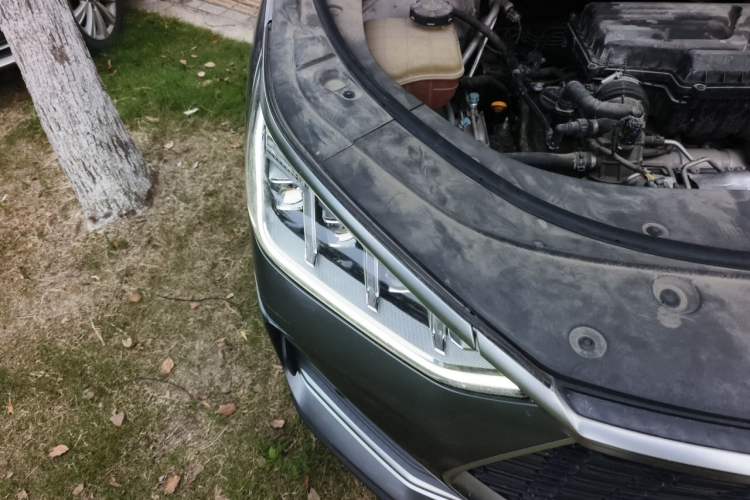 Used BYD Song PLUS 2020 1.5T Automatic Flagship Edition Right Front Headlight