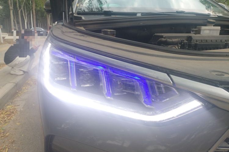 Used BYD Song PLUS 2020 1.5T Automatic Prestige Version Right Front Headlight