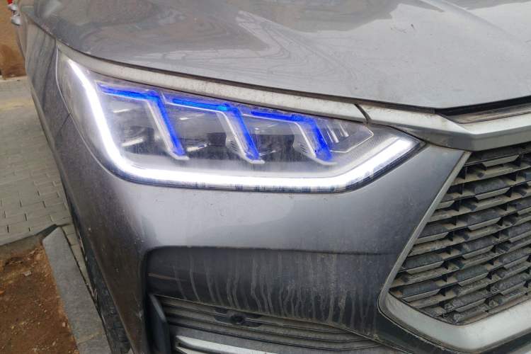 Used BYD Song PLUS 2020 1.5T Automatic Flagship PLUS Right Front Headlight