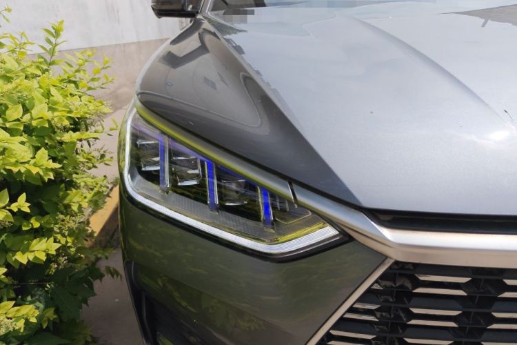 Used BYD Song PLUS 2020 1.5T Automatic Flagship Edition Right Front Headlight