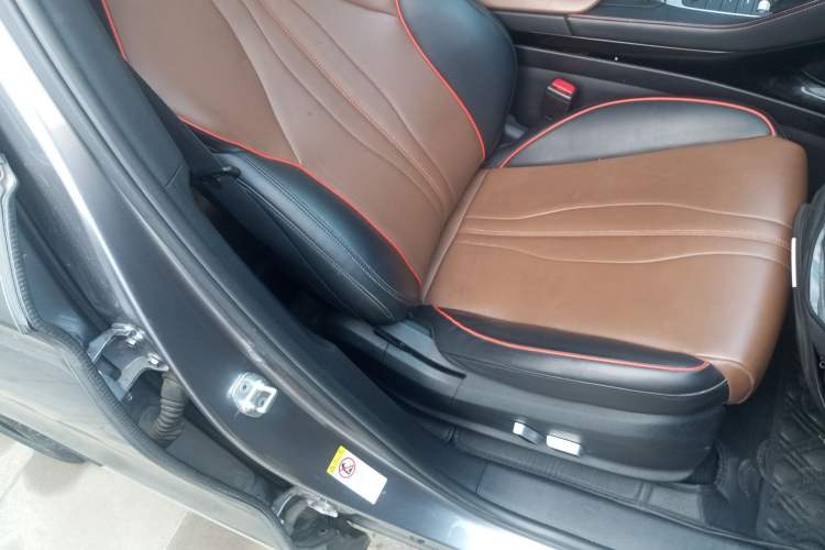 Used BYD Song PLUS 2020 1.5T Automatic Flagship Edition Right Front Seat
