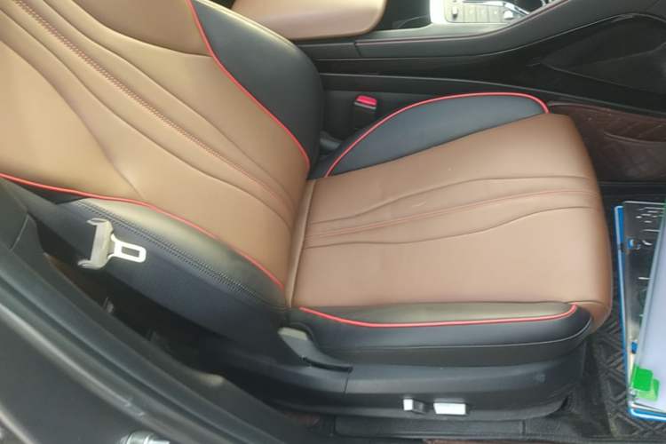 Used BYD Song PLUS 2020 1.5T Automatic Flagship Edition Right Front Seat