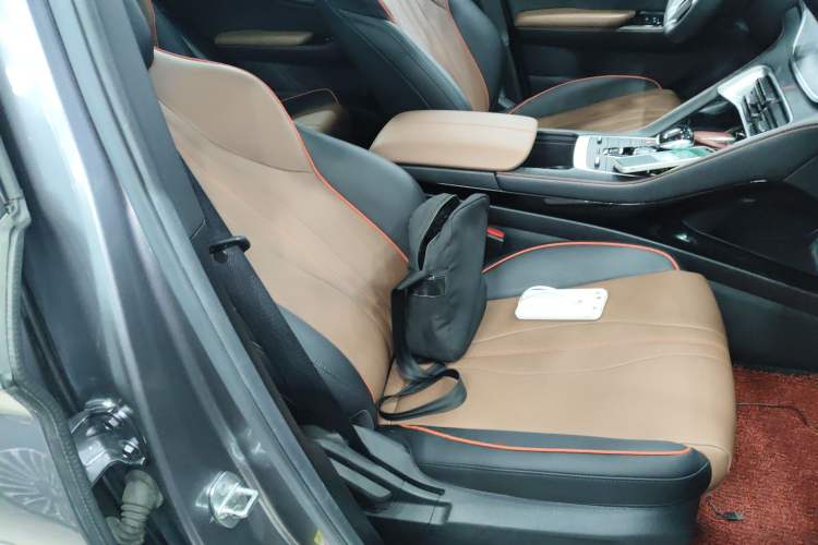 Used BYD Song PLUS 2020 1.5T Automatic Luxury Version Right Front Seat