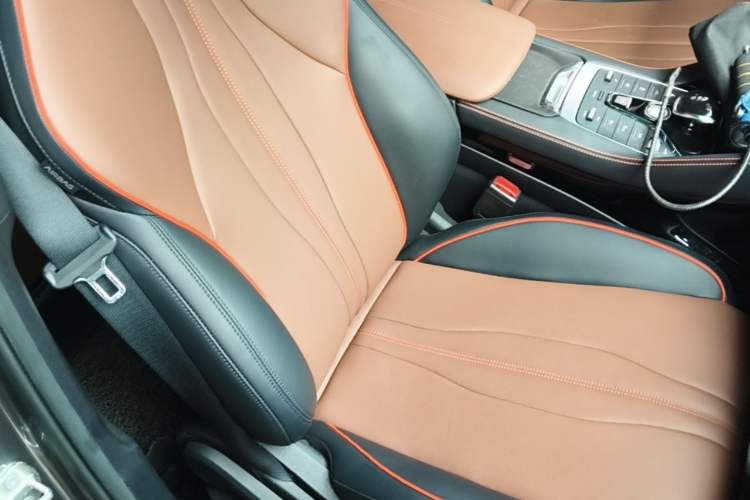 Used BYD Song PLUS 2020 1.5T Automatic Prestige Version Right Front Seat