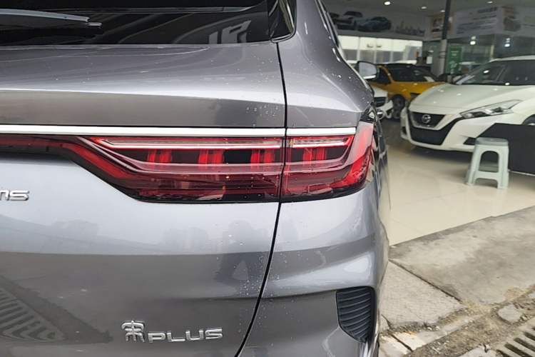 Used BYD Song PLUS 2020 1.5T Automatic Prestige Version Right Rear Taillight