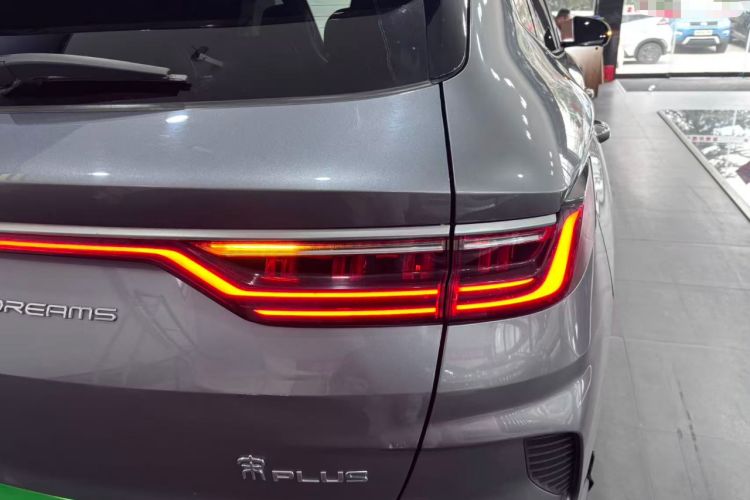 Used BYD Song PLUS 2020 1.5T Automatic Flagship Edition Right Rear Taillight