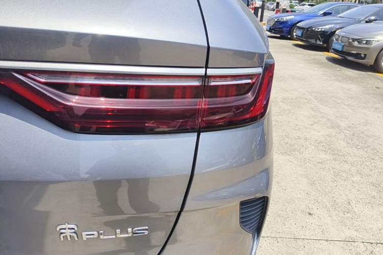Used BYD Song PLUS 2020 1.5T Automatic Prestige Version Right Rear Taillight