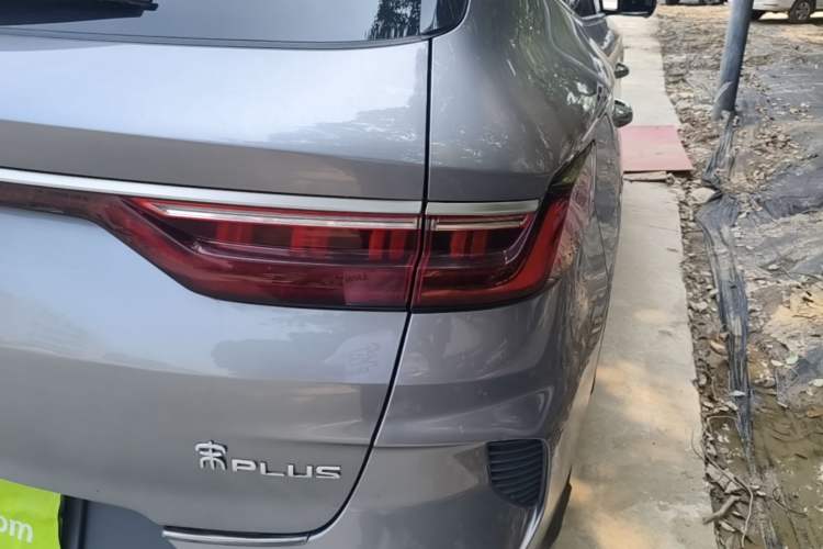 Used BYD Song PLUS 2020 1.5T Automatic Flagship Edition Right Rear Taillight