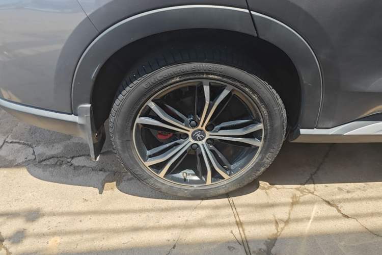 Used BYD Song PLUS 2020 1.5T Automatic Prestige Version Right Rear Wheel Hub
