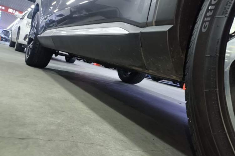 Used BYD Song PLUS 2020 1.5T Automatic Flagship PLUS Right Side Sill