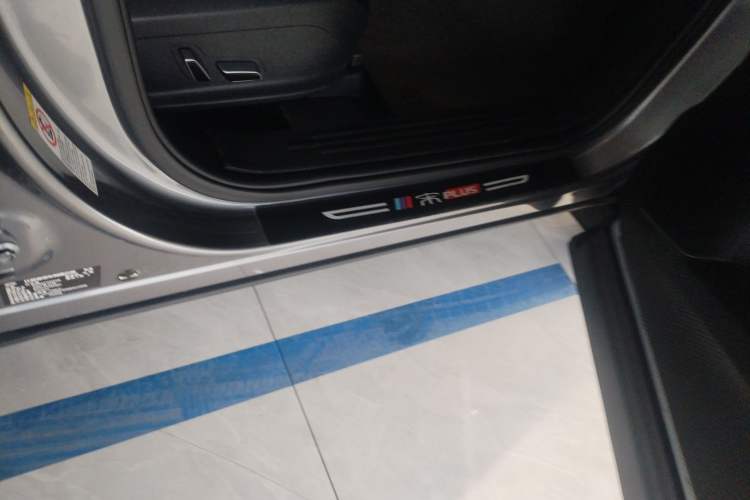 Used BYD Song PLUS 2020 1.5T Automatic Flagship Edition Right Side Sill