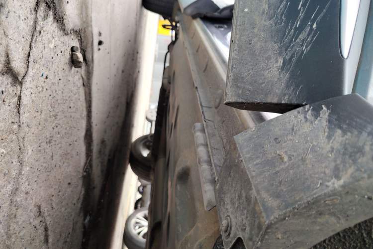 Used BYD Song PLUS 2020 1.5T Automatic Flagship Edition Right Side Sill