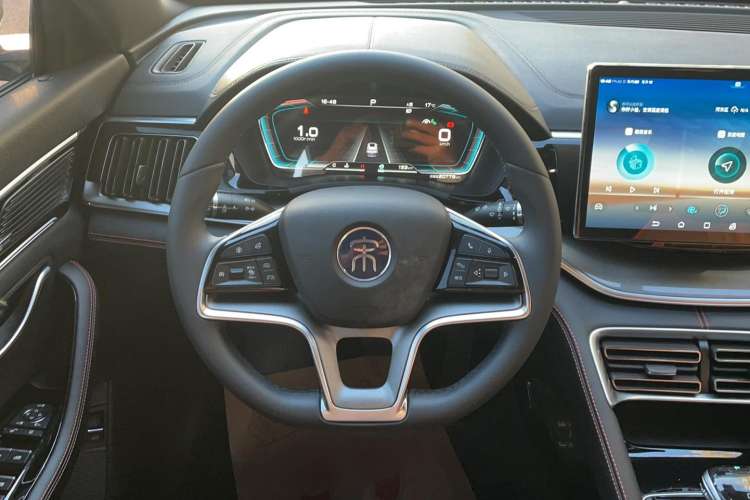 Used BYD Song PLUS 2020 1.5T Automatic Flagship Edition Steering Wheel