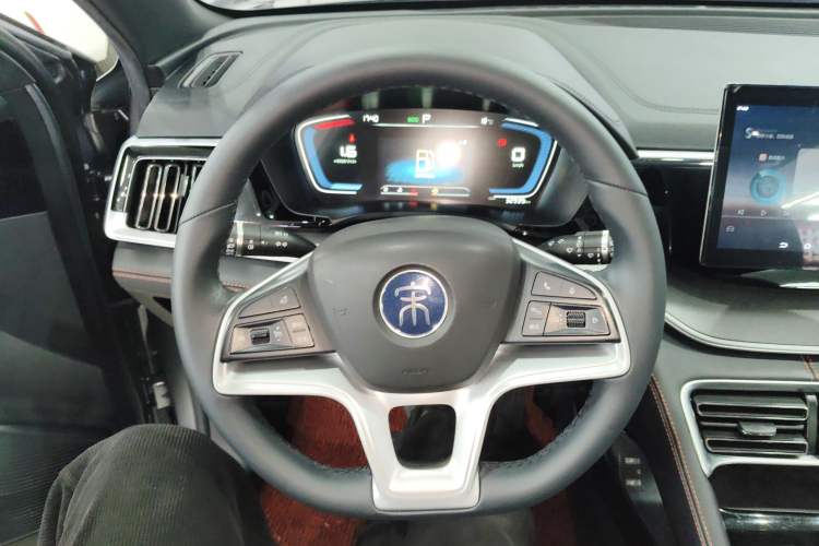 Used BYD Song PLUS 2020 1.5T Automatic Luxury Version Steering Wheel