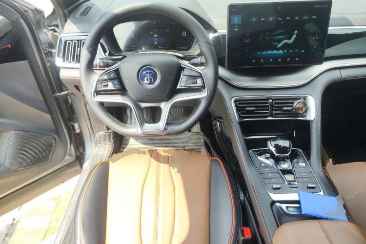Used BYD Song PLUS 2020 1.5T Automatic Prestige Version Steering Wheel