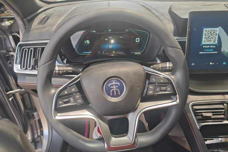 Used BYD Song PLUS 2020 1.5T Automatic Prestige Version Steering Wheel