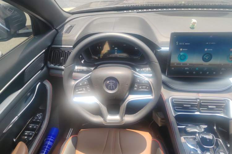 Used BYD Song PLUS 2020 1.5T Automatic Prestige Version Steering Wheel