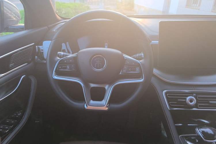 Used BYD Song PLUS 2020 1.5T Automatic Flagship Edition Steering Wheel