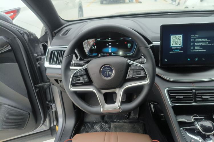 Used BYD Song PLUS 2020 1.5T Automatic Prestige Version Steering Wheel