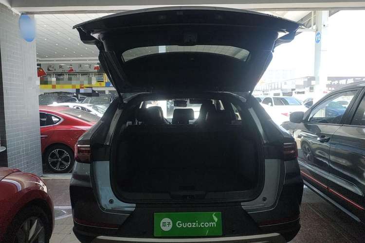 Used BYD Song PLUS 2020 1.5T Automatic Prestige Version Trunk