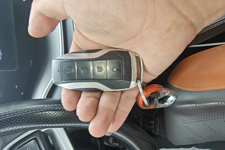 Used BYD Song PLUS 2020 1.5T Automatic Luxury Version Vehicle Key