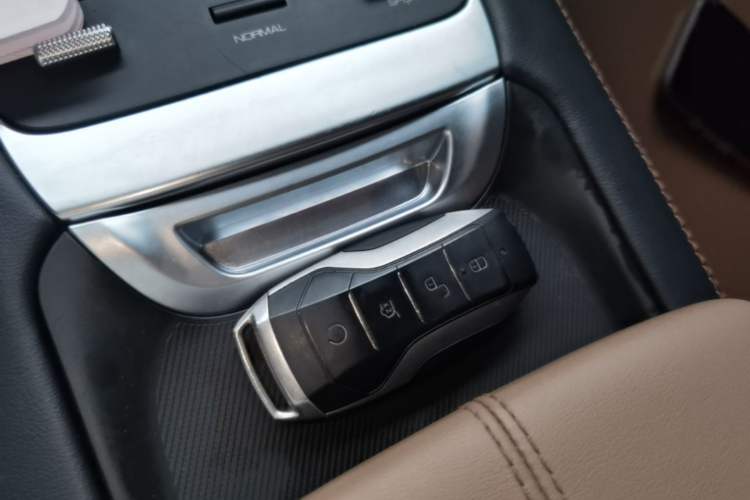 Used BYD Song PLUS 2020 1.5T Automatic Prestige Version Vehicle Key