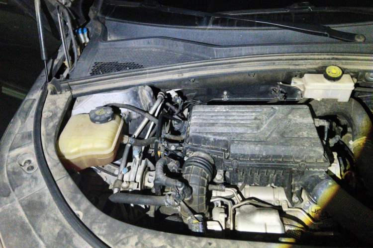 Used BYD Song PLUS 2020 1.5T Automatic Prestige Version Engine Bay Right