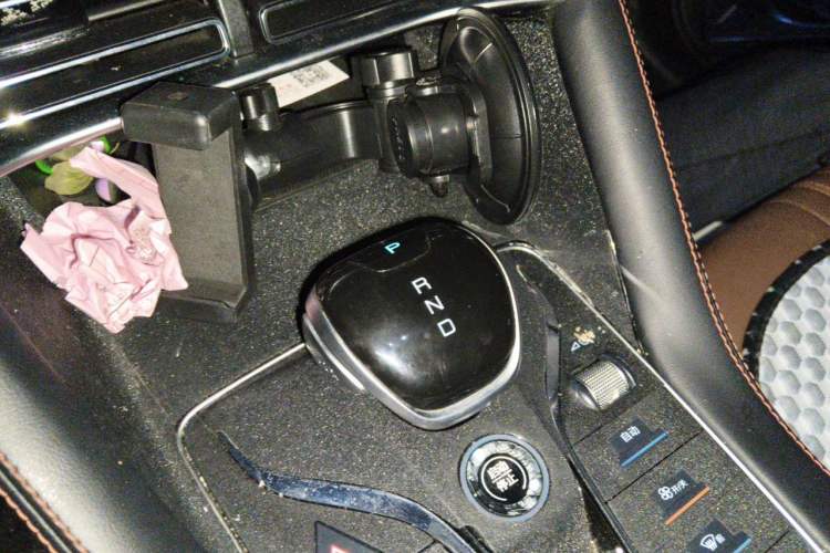 Used BYD Song PLUS 2020 1.5T Automatic Prestige Version Gear Lever