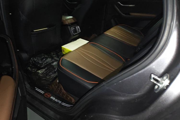 Used BYD Song PLUS 2020 1.5T Automatic Luxury Version Left Rear Seat