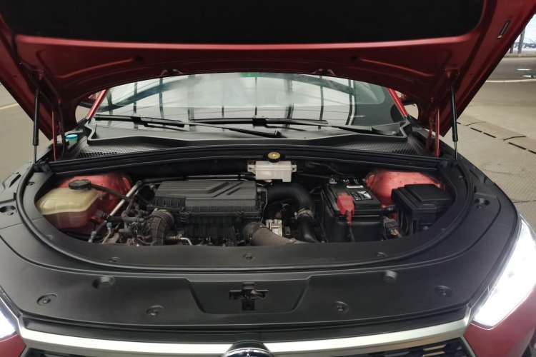 Used BYD Song PLUS 2020 1.5T Automatic Prestige Version Engine Bay