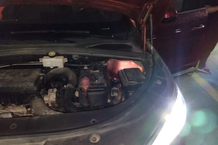 Used BYD Song PLUS 2020 1.5T Automatic Prestige Version Engine Bay Left