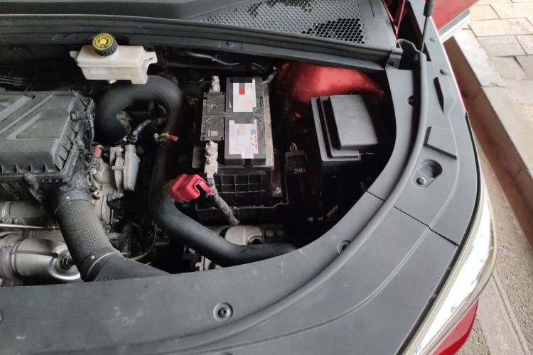 Used BYD Song PLUS 2020 1.5T Automatic Flagship Edition Engine Bay Left