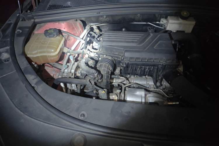 Used BYD Song PLUS 2020 1.5T Automatic Flagship Edition Engine Bay Right