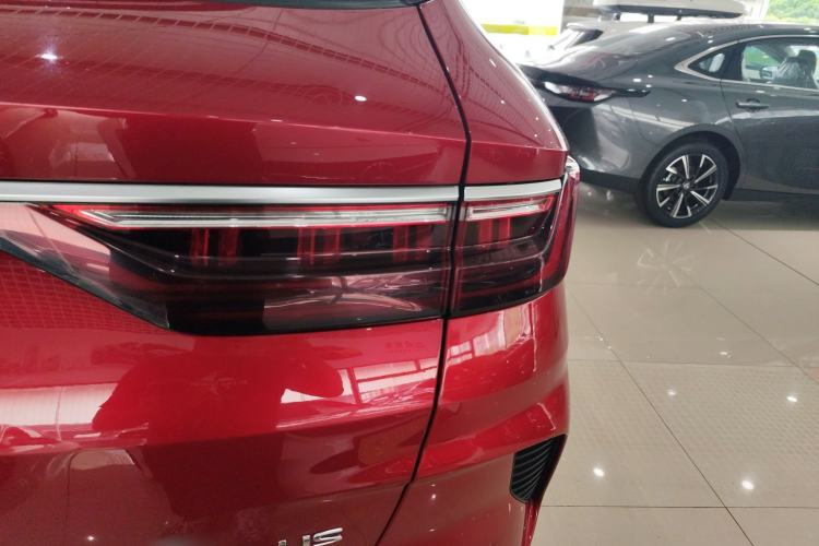 Used BYD Song PLUS 2020 1.5T Automatic Flagship Edition Exterior 3