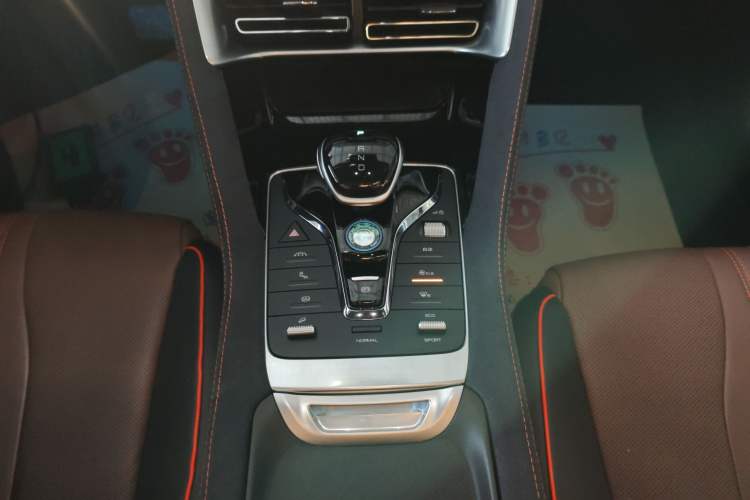 Used BYD Song PLUS 2020 1.5T Automatic Flagship Edition Gear Lever
