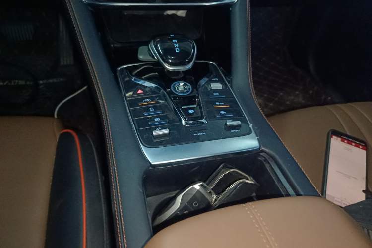 Used BYD Song PLUS 2020 1.5T Automatic Prestige Version Gear Lever