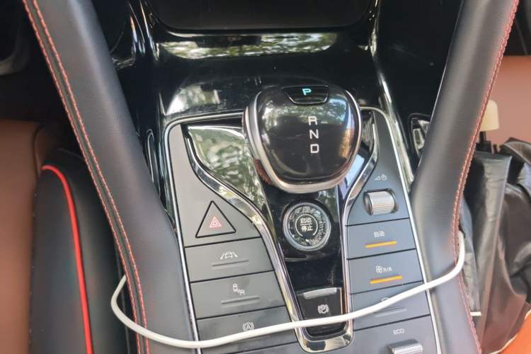 Used BYD Song PLUS 2020 1.5T Automatic Flagship Edition Gear Lever