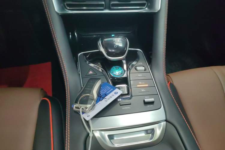 Used BYD Song PLUS 2020 1.5T Automatic Flagship Edition Gear Lever
