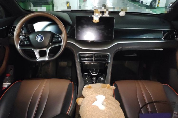 Used BYD Song PLUS 2020 1.5T Automatic Flagship PLUS Interior 2