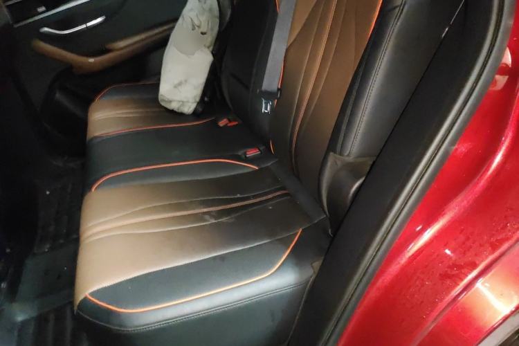 Used BYD Song PLUS 2020 1.5T Automatic Flagship PLUS Interior 4