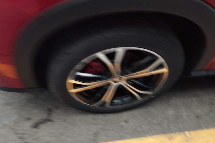 Used BYD Song PLUS 2020 1.5T Automatic Prestige Version Left Front Wheel Hub
